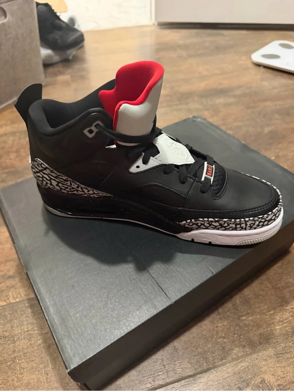Jordan Son of Mars Low – Size 9 – Brand New in Box
